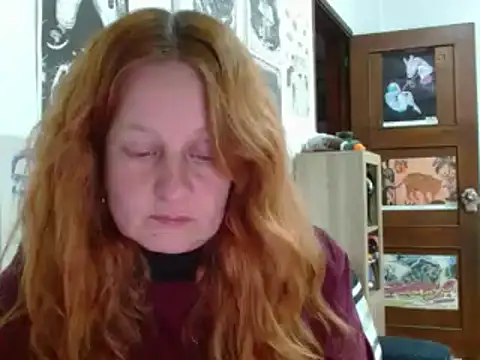 Snapshot of ViioletaMora chatting on 06.14.26 ViioletaMora online show from 06.14.26