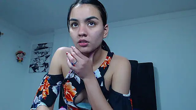 Snapshot of Ariel_Zeo1 chatting on 12.14.25 Ariel Zeo1 online show from 12.14.25