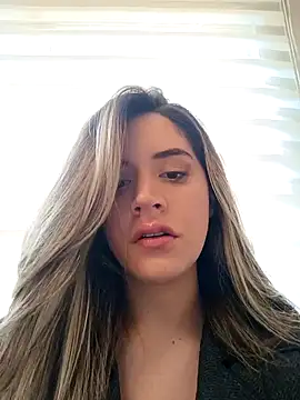 maliciaworld online show from 12.11.24