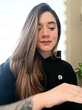 maliciaworld online show from 02.02.25