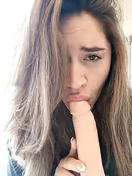 maliciaworld online show from 03.07.25