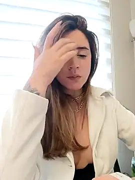 maliciaworld online show from 03.11.25