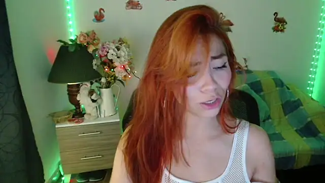 Snapshot of Aylinn_diaz chatting on 04.01.26 Aylinn diaz online show from 04.01.26