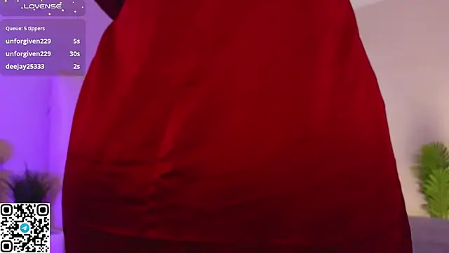 oliviabr0wn0 online show from 11.13.25