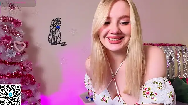 oliviabr0wn0 online show from 12.01.25