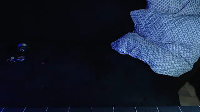 Snapshot of axxxturel chatting on 12.22.24 axxxturel online show from 12.22.24