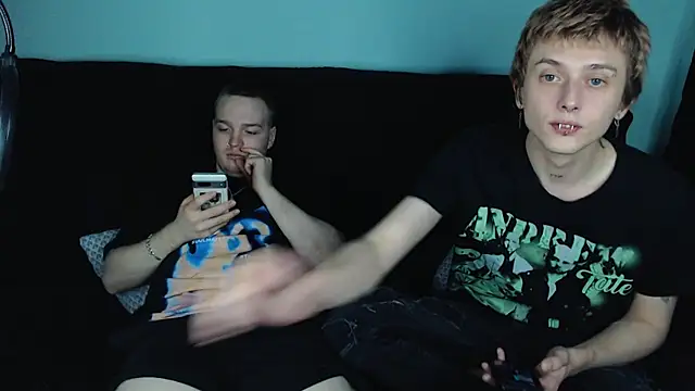 Snapshot of axxxturel chatting on 01.06.25 axxxturel online show from 01.06.25