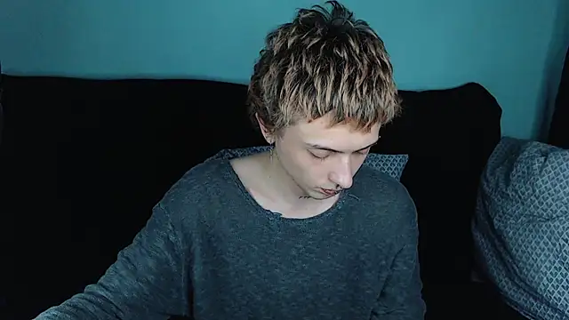 Snapshot of axxxturel chatting on 01.10.25 axxxturel online show from 01.10.25