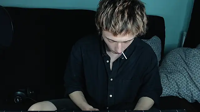 Snapshot of axxxturel chatting on 01.26.25 axxxturel online show from 01.26.25