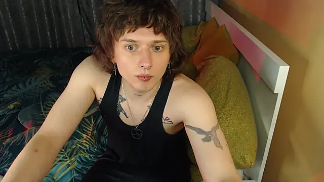 Snapshot of axxxturel chatting on 09.26.25 axxxturel online show from 09.26.25