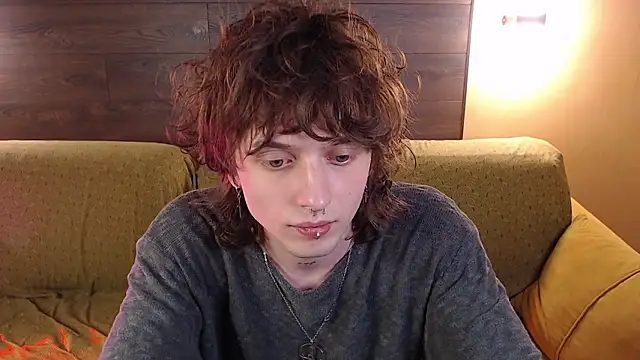 Snapshot of axxxturel chatting on 02.01.26 axxxturel online show from 02.01.26