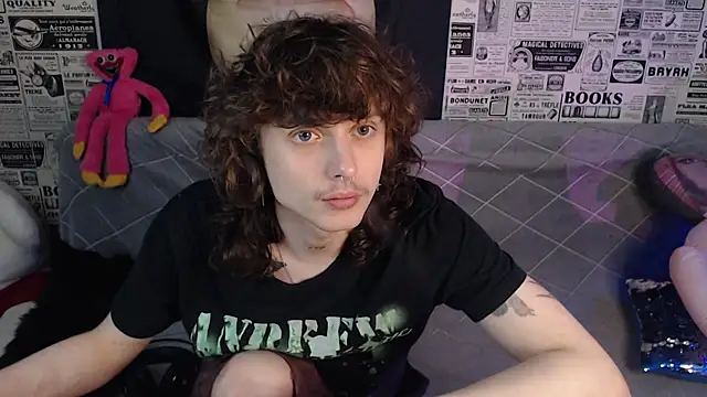 Snapshot of axxxturel chatting on 07.19.26 axxxturel online show from 07.19.26