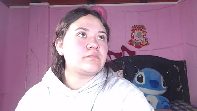 NikkiRous  online show from 02.22.25