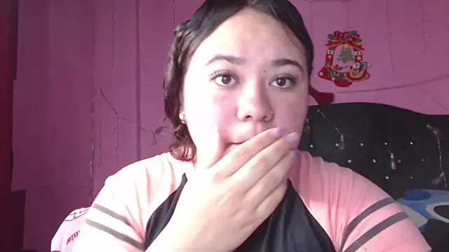 NikkiRous  online show from 03.07.25