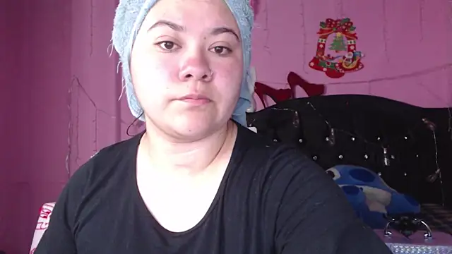 NikkiRous  online show from 03.18.25