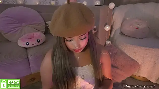 Cheerrysweett online show from 10.17.25