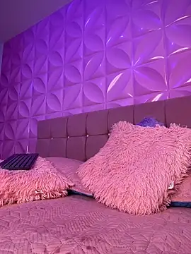 Ema azel online show from 12.19.24