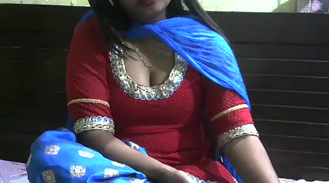 Im Cute online show from 02.14.25