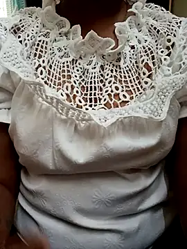 Im Cute online show from 03.15.25