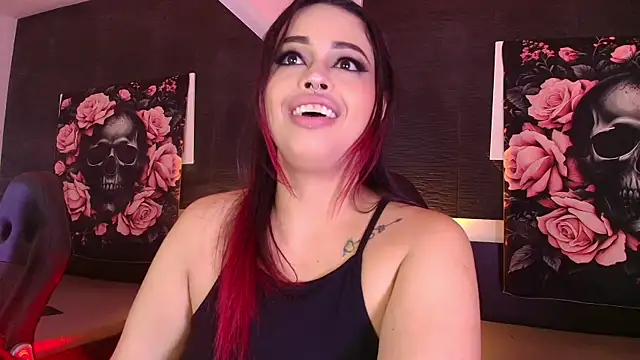 EvaaFoxxy1 online show from 04.19.26