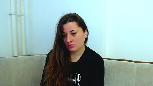 Helen Adams  online show from 01.06.25