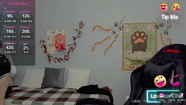 Crystal Chris online show from 09.30.25