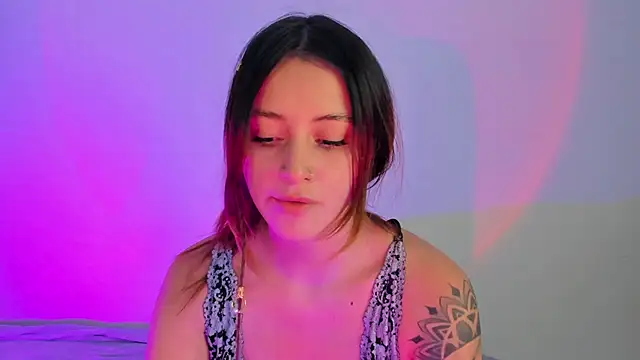 annie mora online show from 11.25.25