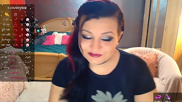 Snapshot of Ariellefoxy chatting on 03.13.25 Ariellefoxy online show from 03.13.25