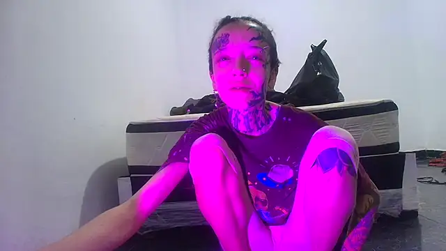 Snapshot of barbara_anal_squirt_ chatting on 06.27.26 barbara anal squirt online show from 06.27.26