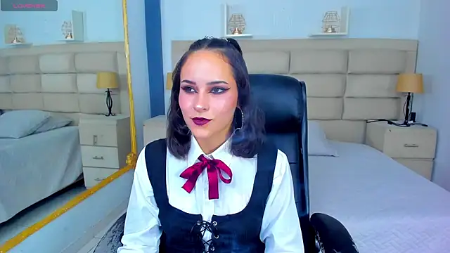 Snapshot of AnnyThompson_ chatting on 10.03.25 AnnyThompson online show from 10.03.25