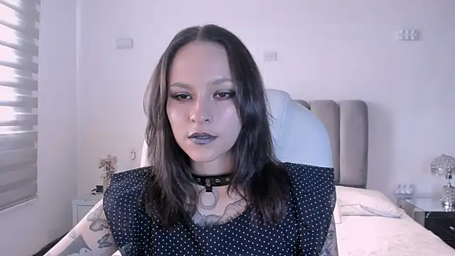 Snapshot of AnnyThompson_ chatting on 02.18.26 AnnyThompson online show from 02.18.26