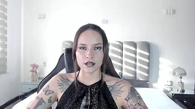 Snapshot of AnnyThompson_ chatting on 03.09.26 AnnyThompson online show from 03.09.26