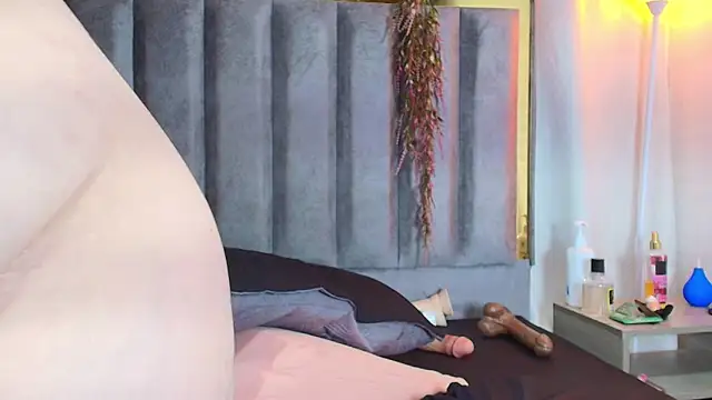 Zoe Curvy online show from 02.14.26