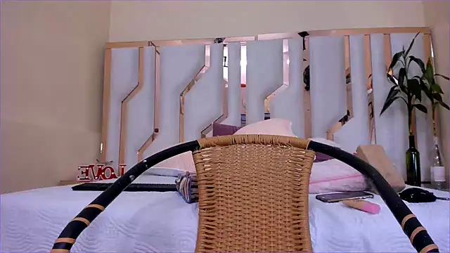 TifanyChill online show from 01.23.25