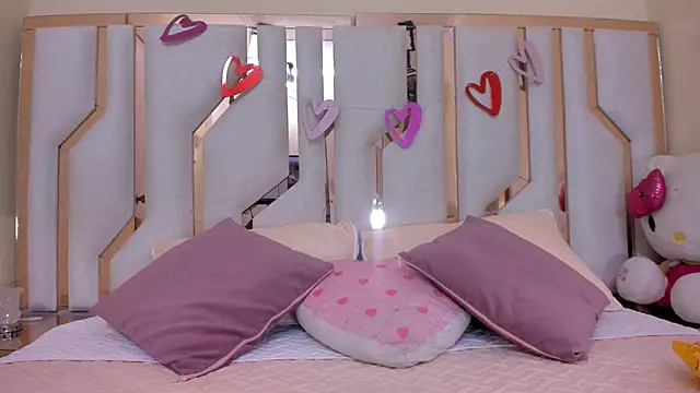 TifanyChill online show from 03.13.25