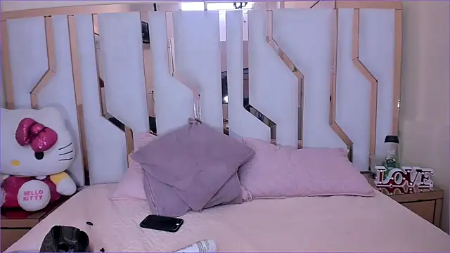 TifanyChill online show from 09.11.25