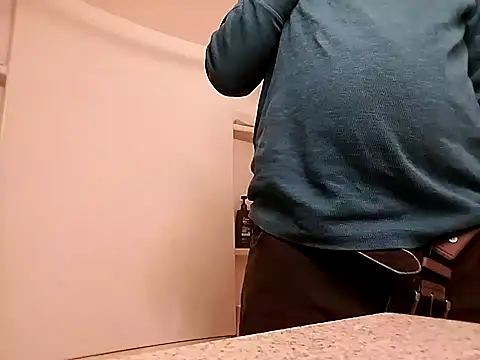 Snapshot of 420getsmehorny chatting on 12.01.24 420getsmehorny online show from 12.01.24