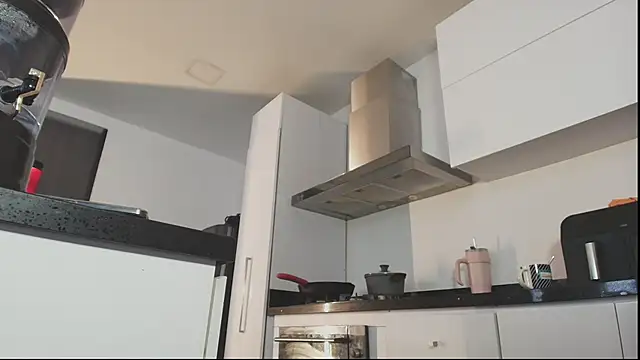 milaivanova online show from 02.11.25