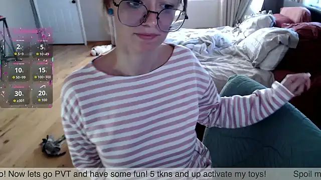 Plantbabeee online show from 10.08.25