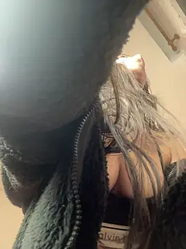 Nikatsu online show from 05.21.26