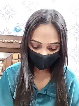 Yours-Bebo online show from 02.06.25