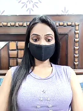 Yours-Bebo online show from 03.18.25