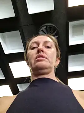 Miss    Mia  online show from 02.03.26