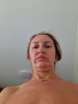 Miss    Mia  online show from 08.07.26