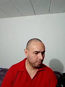 Snapshot of ElSunEagle chatting on 11.08.25 ElSunEagle online show from 11.08.25