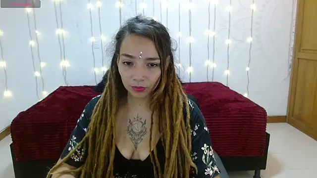 Natalia Sativa716 online show from 02.22.25