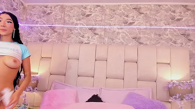 ZendayaGrey online show from 02.13.25