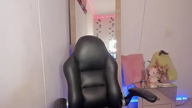 Snapshot of hellensexy chatting on 01.12.25 hellensexy online show from 01.12.25