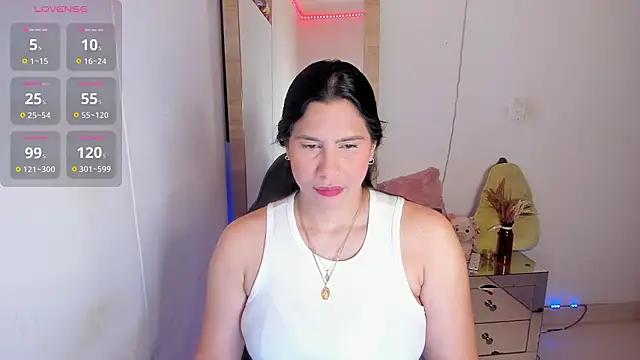 Snapshot of hellensexy chatting on 03.03.26 hellensexy online show from 03.03.26