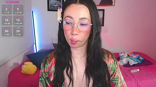 lilyy evanss online show from 02.20.25